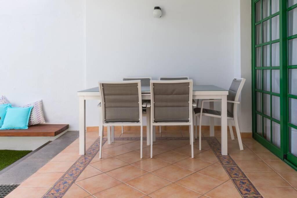 Duplex Con Jardin Y Buenas Vistas Apartment Маспаломас Екстериор снимка